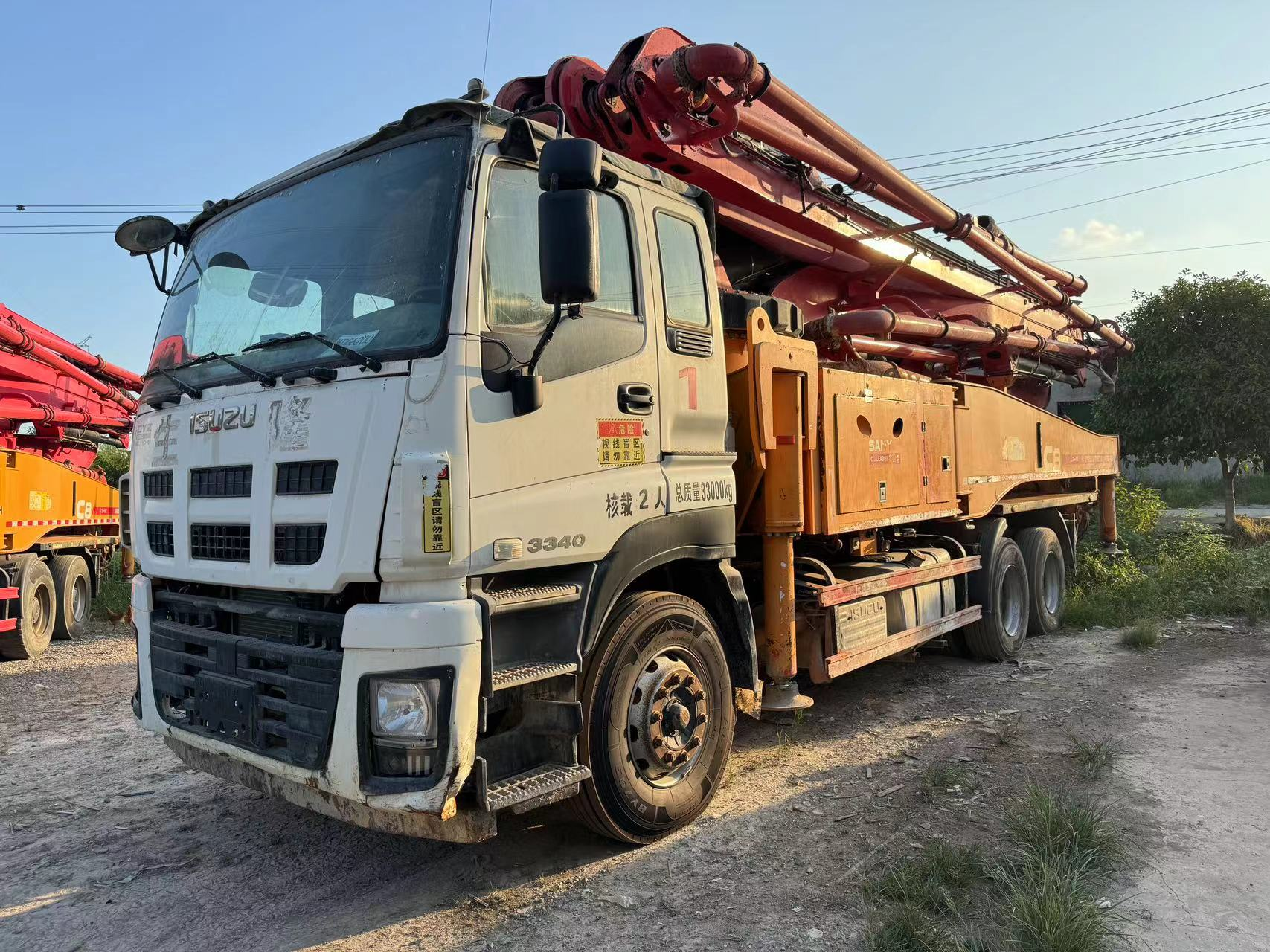 bomba de pluma sany 2015, carro bomba de concreto montado en camión de 47 m con chasis isuzu