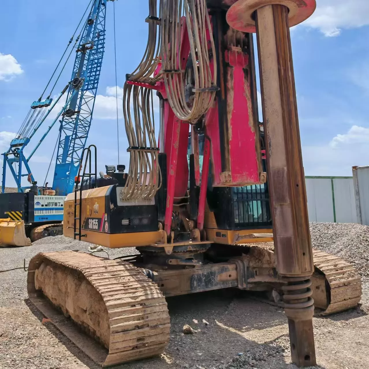 perforadora rotativa hidráulica sany 2019, retroexcavadora sr155, plataforma de pilotaje para taladro de cimentación