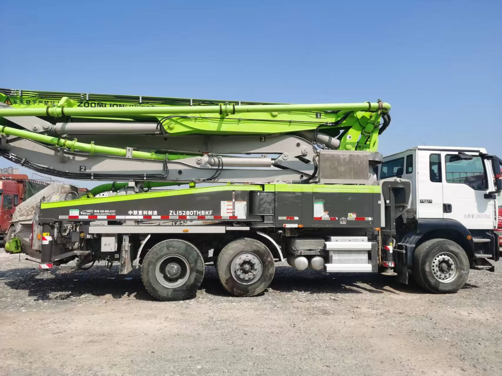 2022 zoomlion boom pump carro bomba de concreto montado en camión de 40 m sobre chasis sitrak